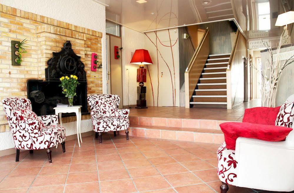Hotel Du Porge لو بورغ المظهر الخارجي الصورة